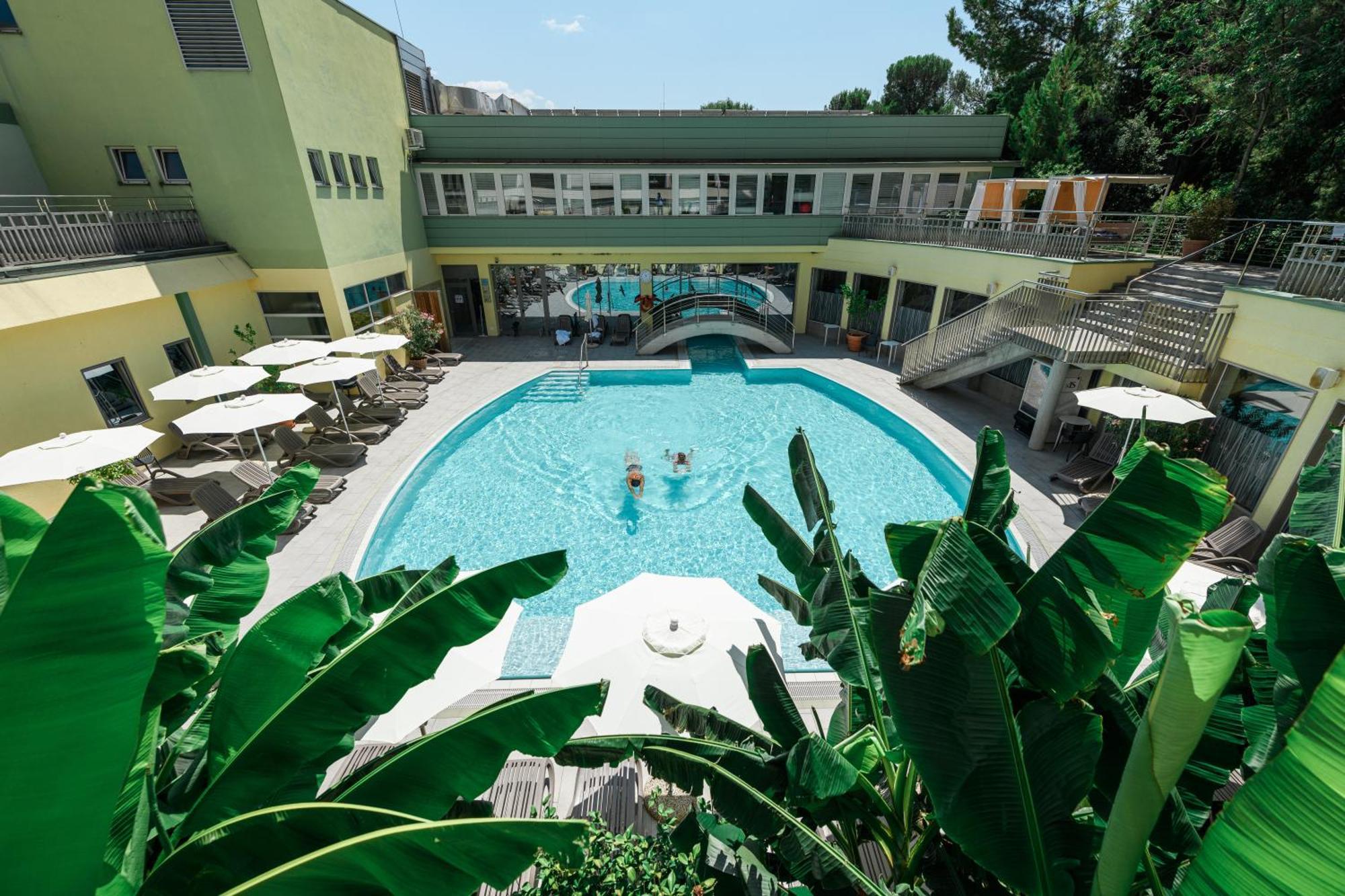 Hotel Svoboda - Terme Krka Strunjan Esterno foto